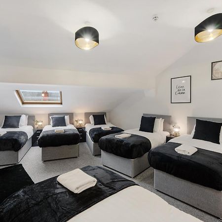 Anfield Cosy Stays - Air Host & Stay - Sleeps 14 Liverpool Exterior photo
