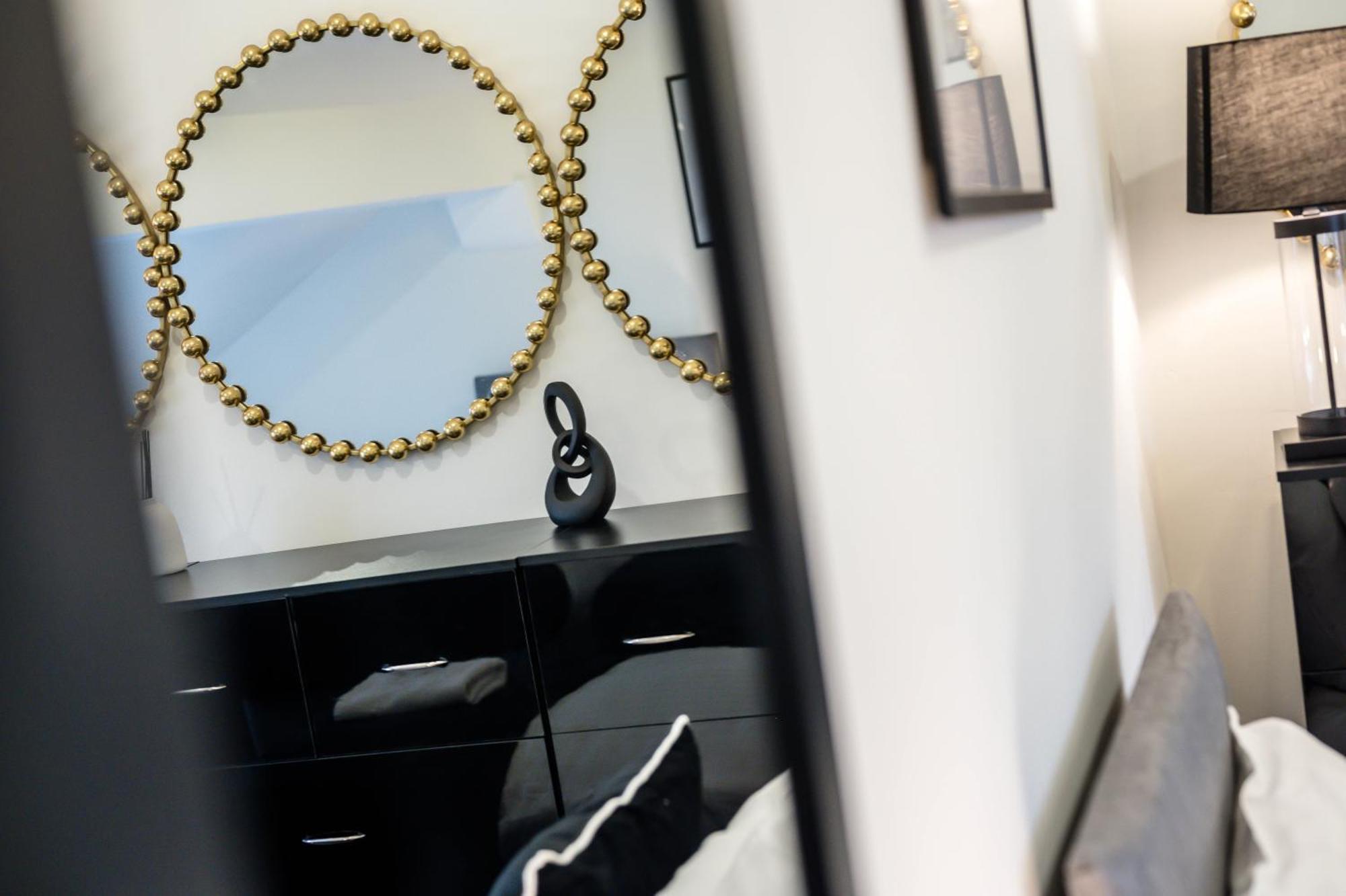 Anfield Cosy Stays - Air Host & Stay - Sleeps 14 Liverpool Exterior photo